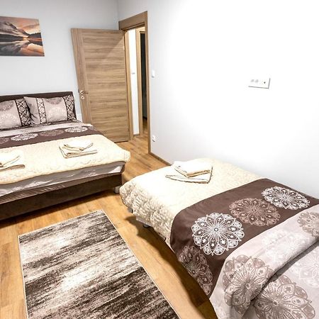Apartmani In Zlatar Nova Varoš Exteriör bild
