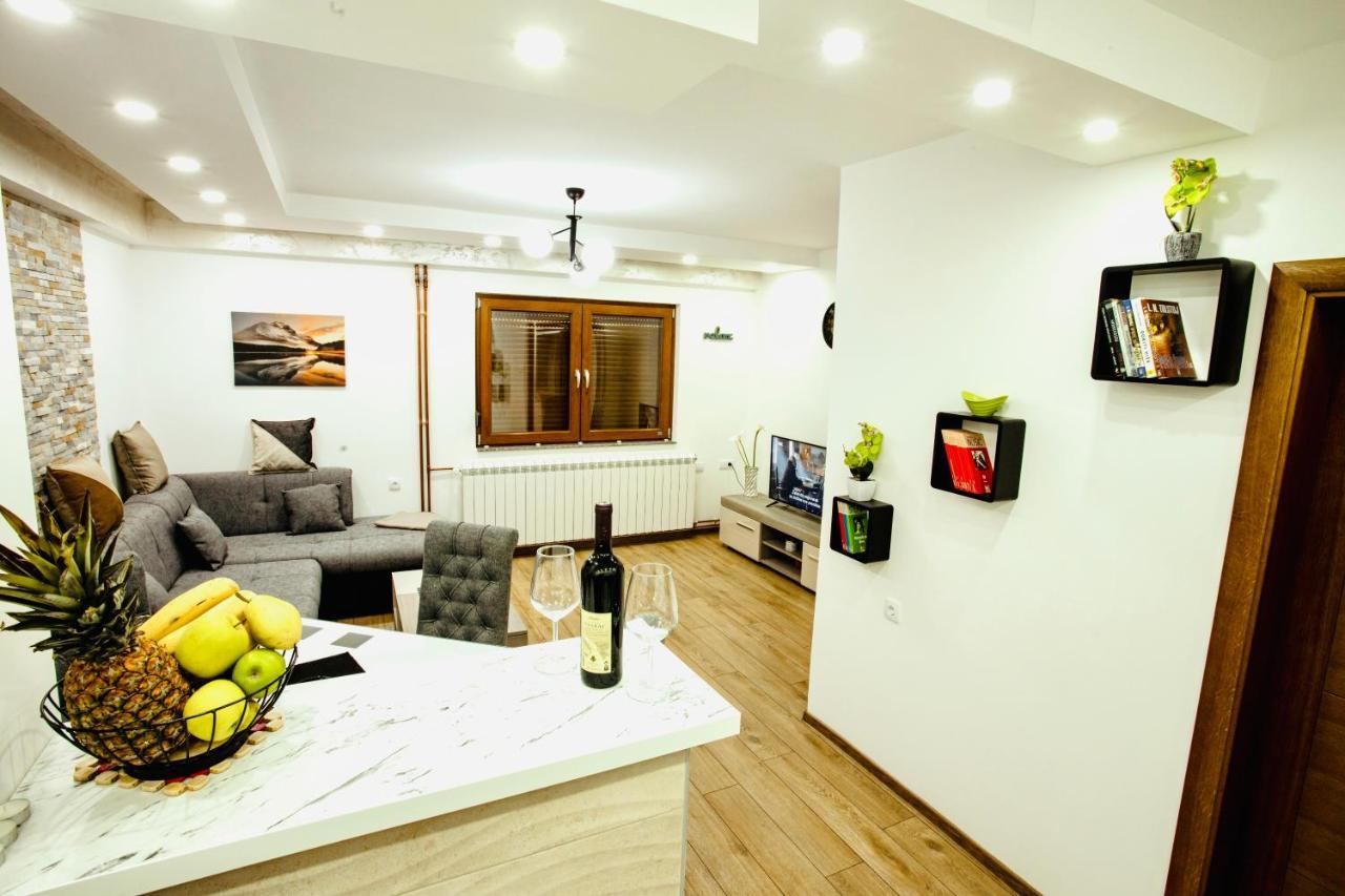 Apartmani In Zlatar Nova Varoš Exteriör bild