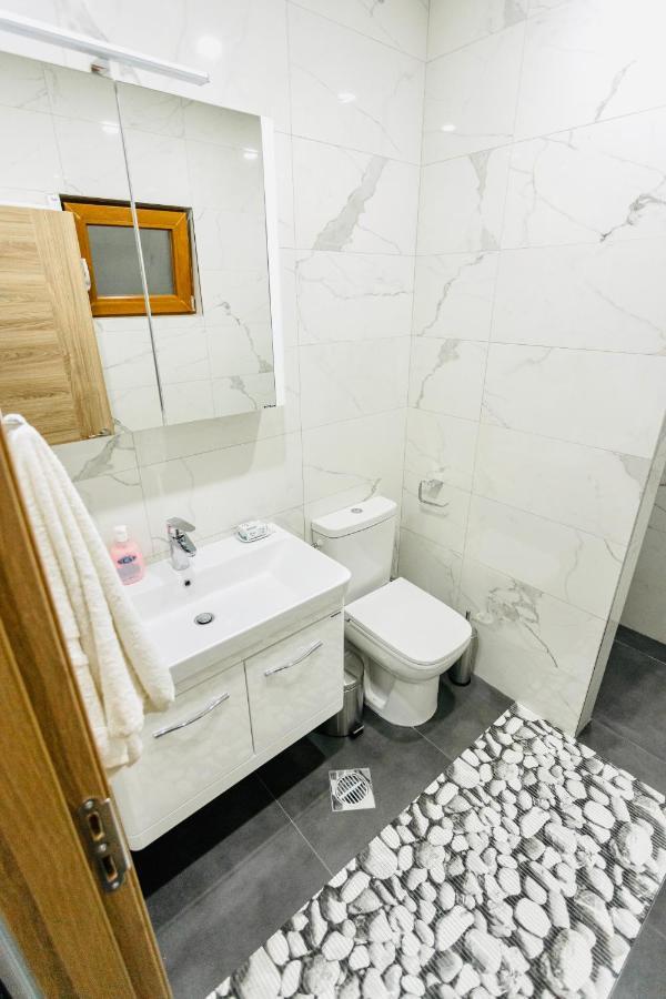 Apartmani In Zlatar Nova Varoš Exteriör bild