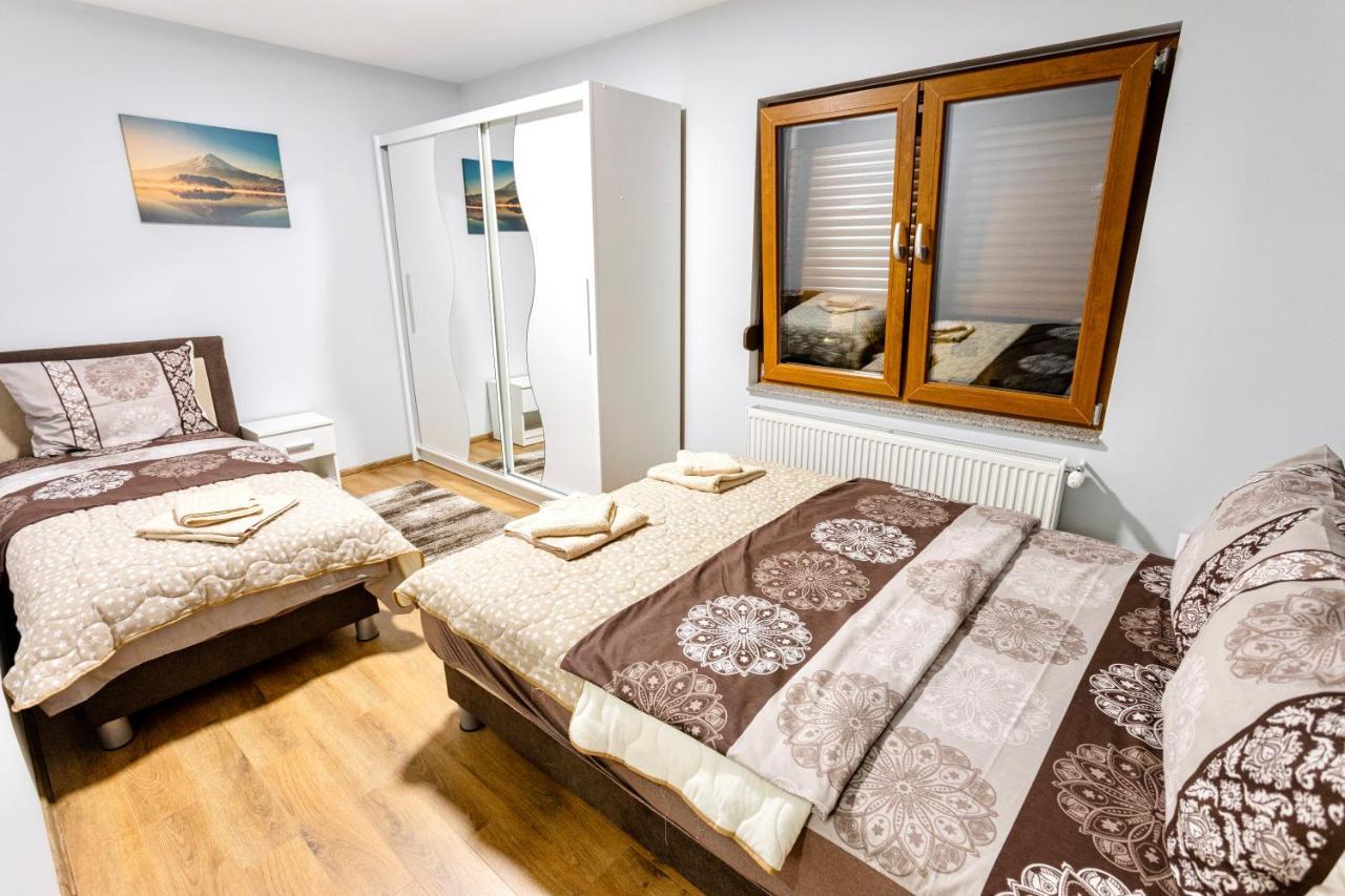 Apartmani In Zlatar Nova Varoš Exteriör bild